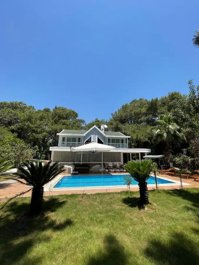 Very Special Villa 6 Bdr Great For Family Reunions 안탈리아 터키