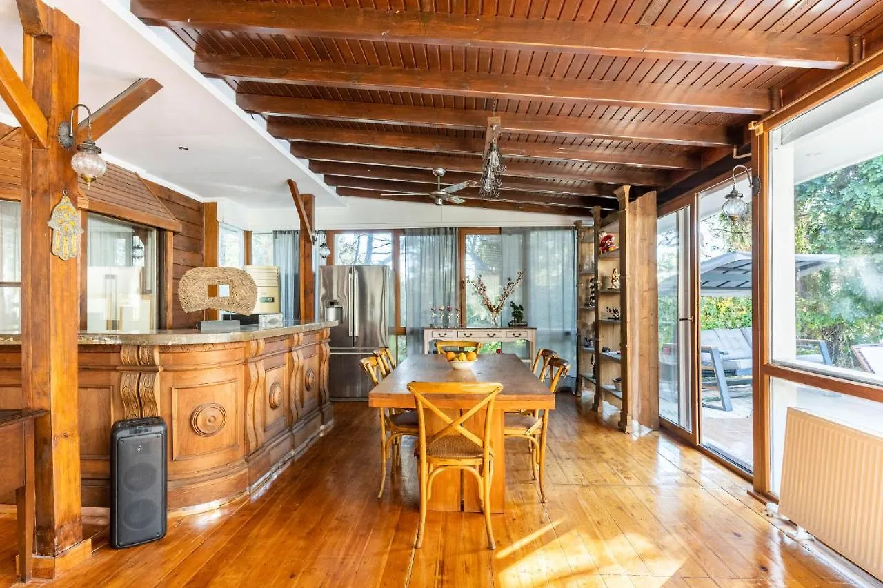 Very Special Villa 6 Bdr Great For Family Reunions 안탈리아 터키