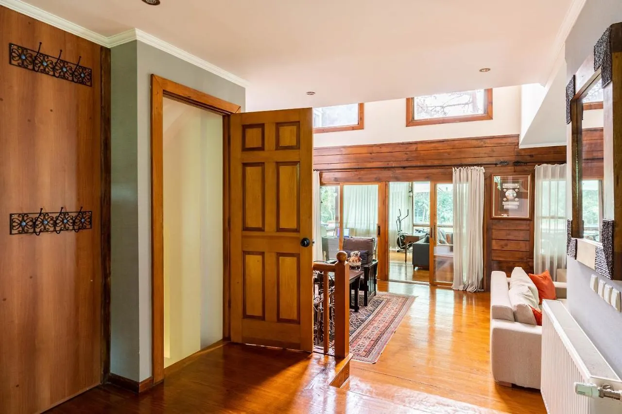Very Special Villa 6 Bdr Great For Family Reunions 안탈리아