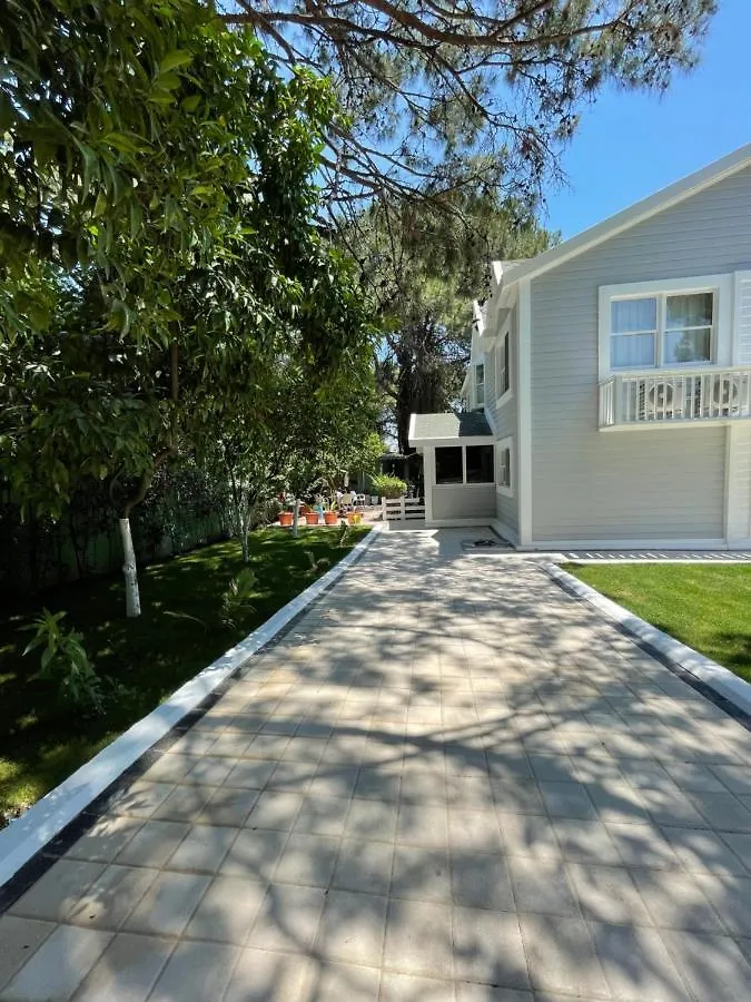 Very Special Villa 6 Bdr Great For Family Reunions 安塔利亚