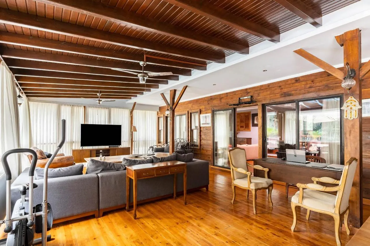 Very Special Villa 6 Bdr Great For Family Reunions 安塔利亚
